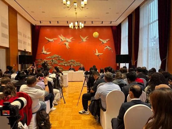 永华配资 林毅夫：我们沙盘推演过特朗普的出招，应对预案充足